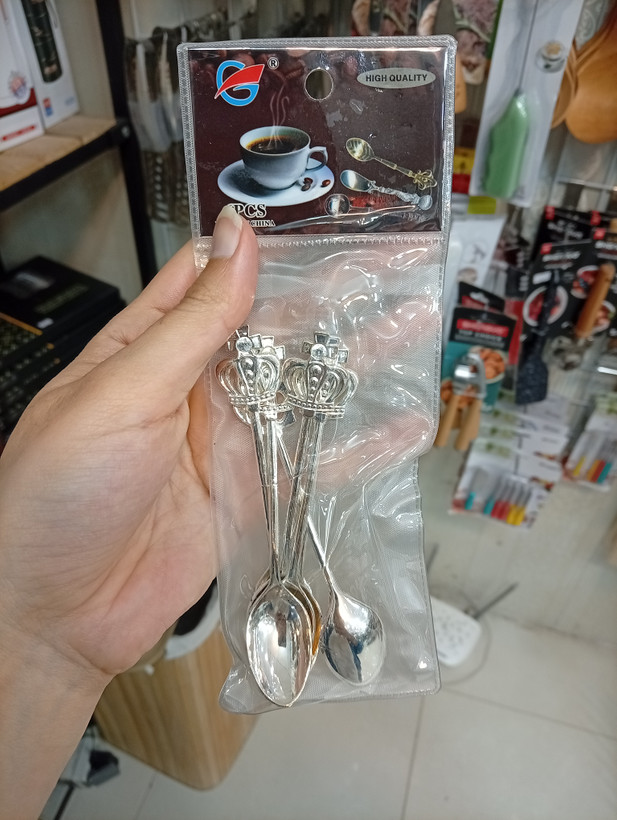قاشق چای خوری تاج طلایی و نقره ای