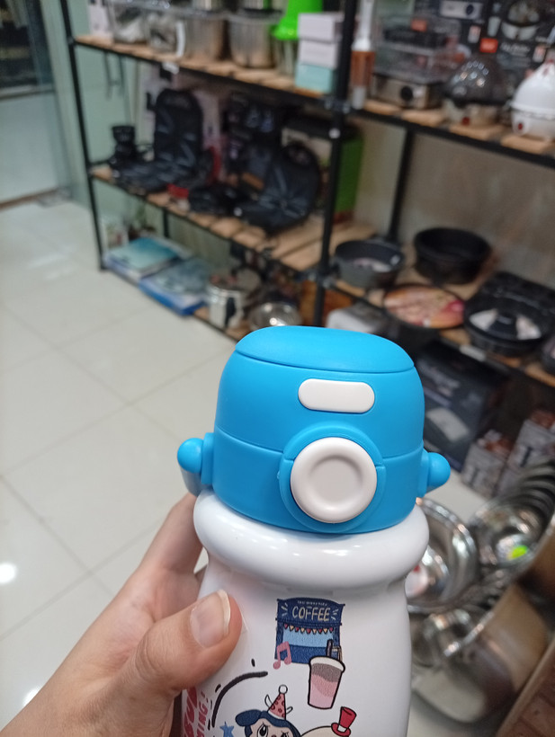 فلاسک کودک مدل لبوبو بازیگوش گنجایش 0.5 لیتر
